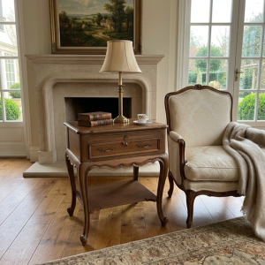 French Provincial Country Pedestal